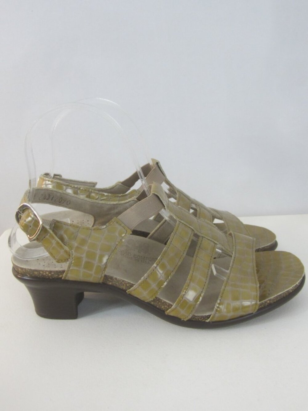 SAS Tri-Pad Women 7.5 M T Strap  Sandal Sage Green Snakeskin Patent 2" Heel